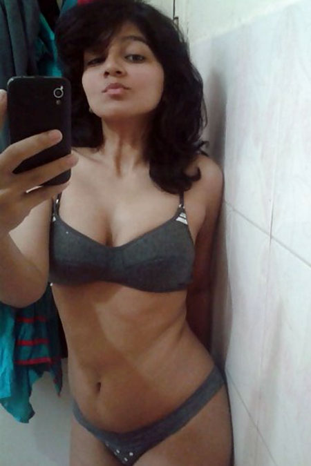 Young call girls in Kolkata Kolkata young escorts